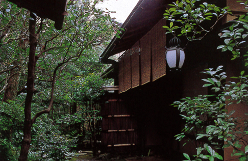 Garden leading to Kansuien